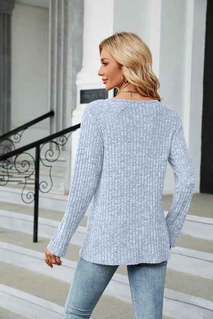 Stylish Buttoned Long Sleeve Slit Top: Shop Now for Fashionable Elegance Jewelry Bubble