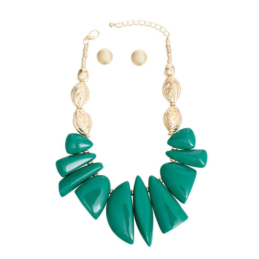 Chunky Green Bead Necklace Set: Fashion Jewelry that Adds Flair