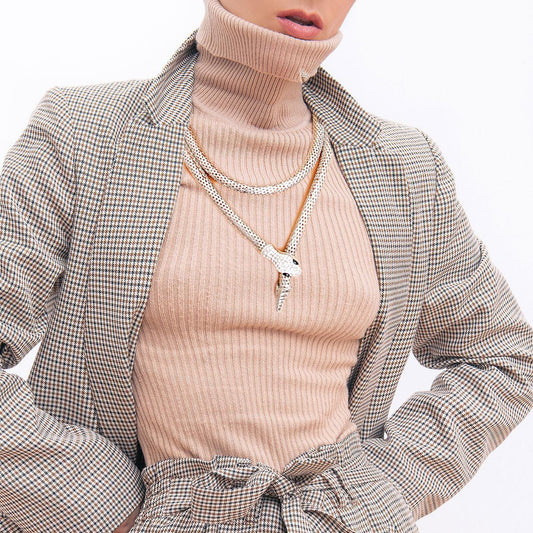 Complete Your Look with our Head-Turning Silver Mesh Chain Necklace | Buy Now