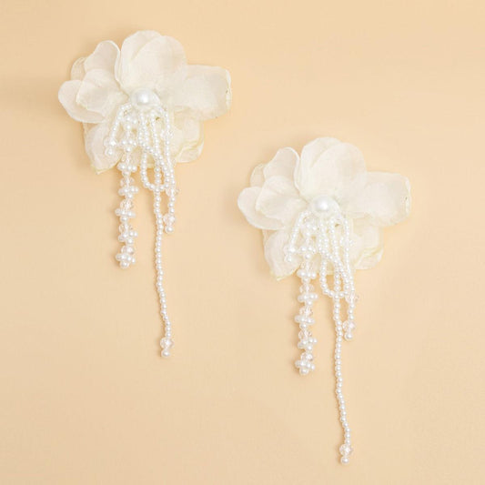 Cream Flower Bead Drop Earrings: Your New Style Statement
