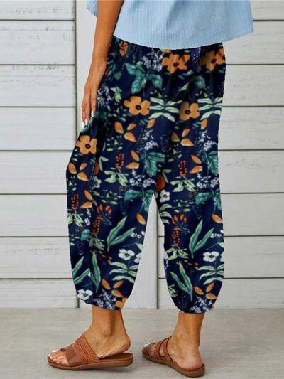 Effortlessly Stylish: Printed Tied Cropped Pants for Casual Occasions