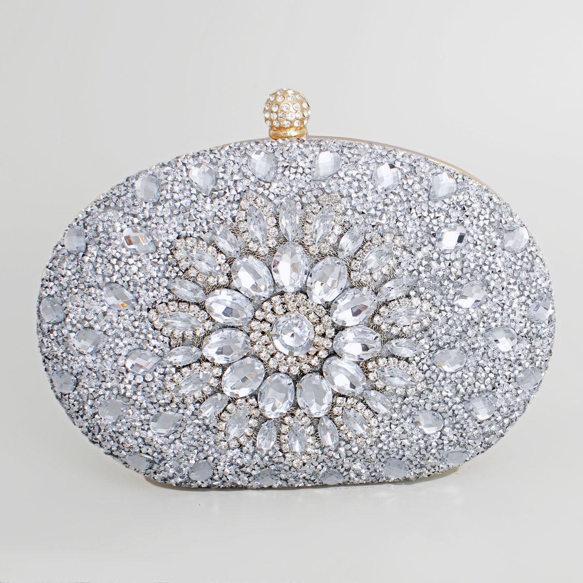 Elegant Silver Crystal Clutch: Perfect Evening Accessory for Women