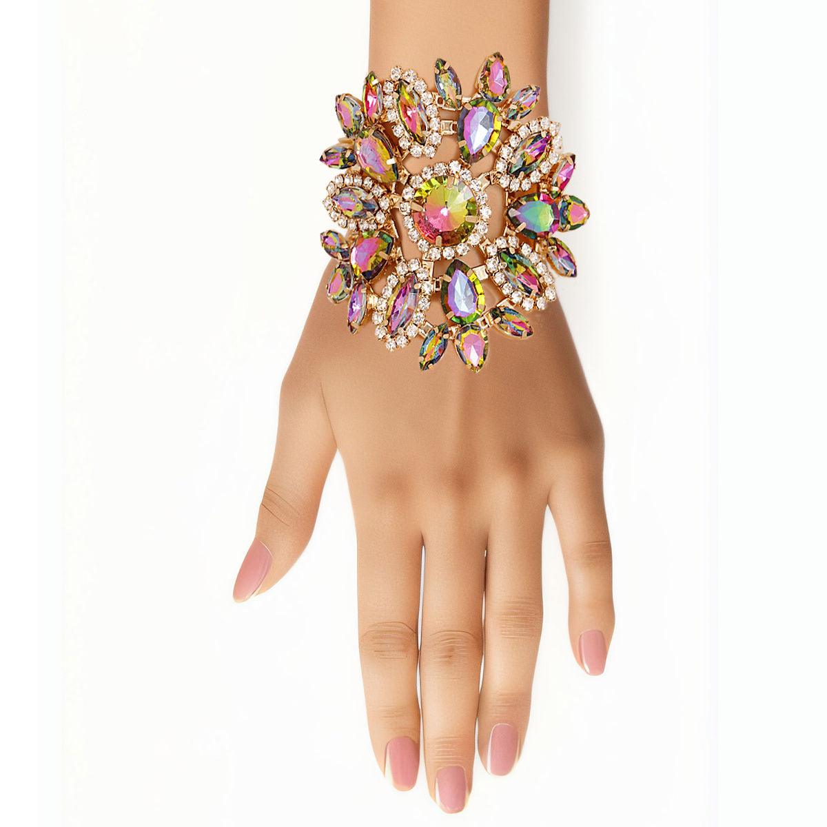 Fashion Jewelry: Unleash Your Inner Sparkle with our Grande Bracelet
