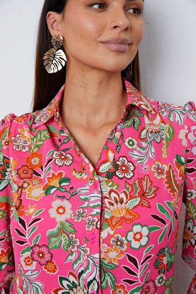 Feminine Flair: Floral Button-Up with Flirty Flounce Sleeve Shirt