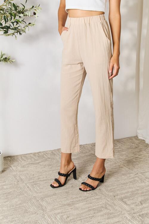 Get Comfy: Khaki Pull-On Pants with Pockets for Women