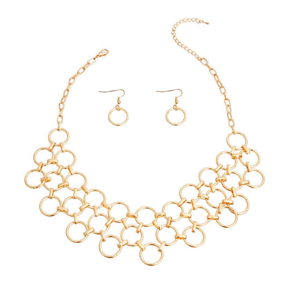 Get Noticed with This Stunning Linked Ring Choker Set
