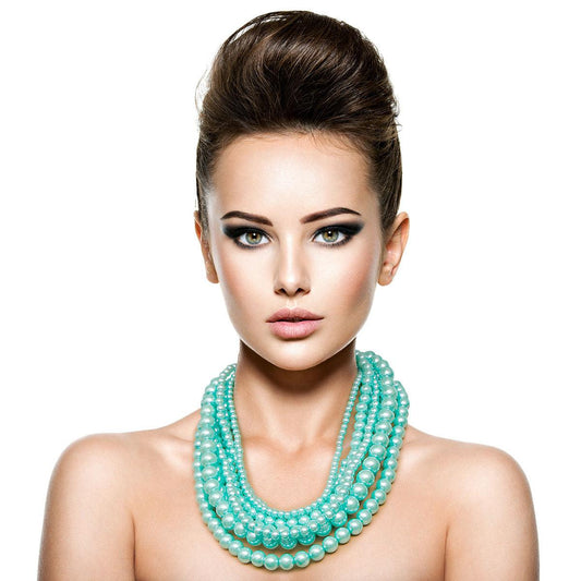 Get The Glam Look: Green Pearlized Beads Necklace Set