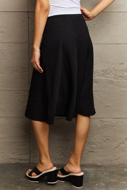 Knee-length Skirt for Women to Flaunt Your Fashion Style | Buy Now