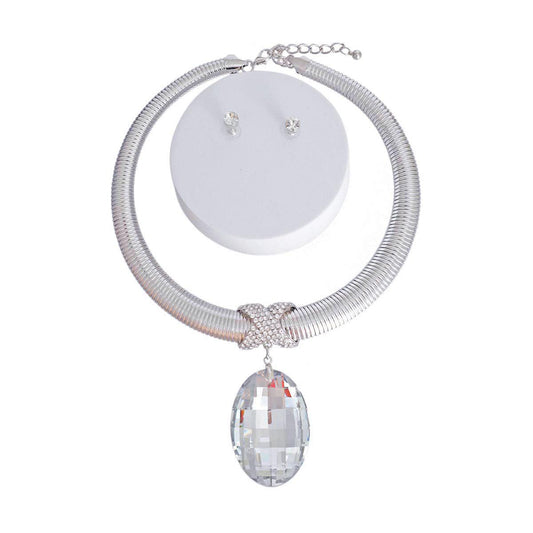 Shine Bright: Clear Teardrop Necklace Set for Special Events