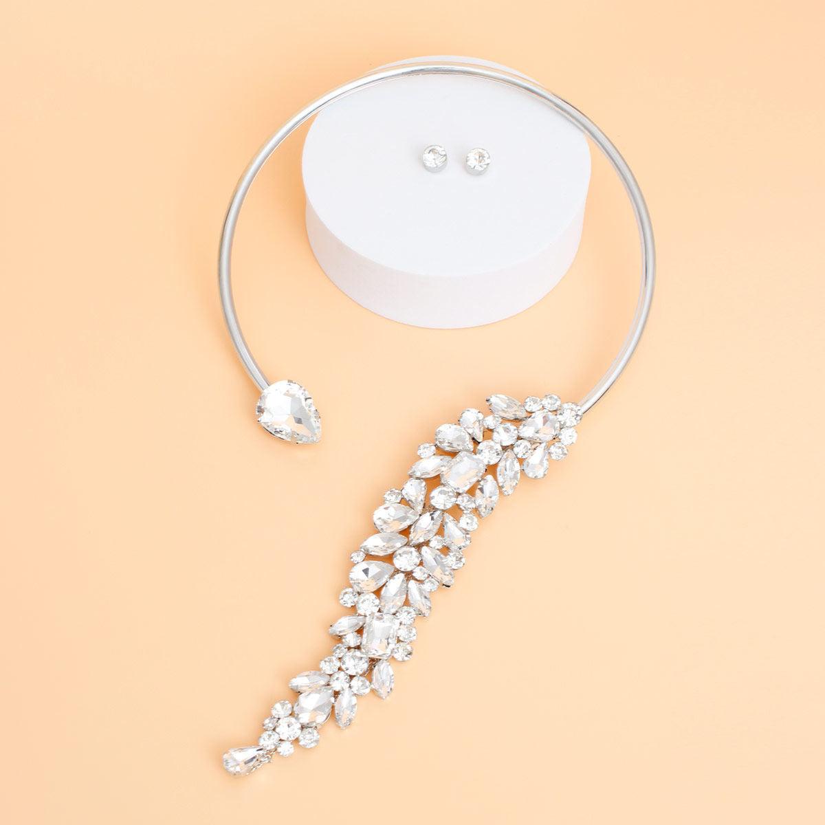 Shine Bright: Silver Clear Rhinestone Leaf Choker Necklace Set - Must-Have Accessory!