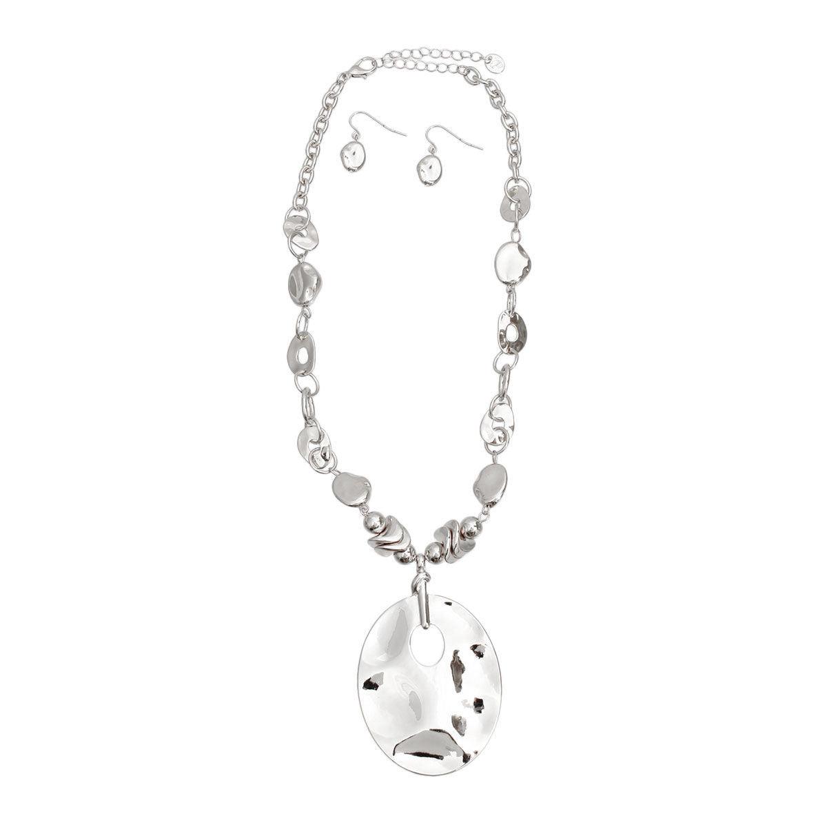Step Up Your Style Game: Trendy Silver Tone Necklace and Earrings Set