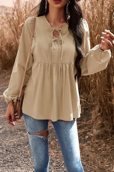 Stylish Balloon Sleeve Blouse with Decorative Buttons