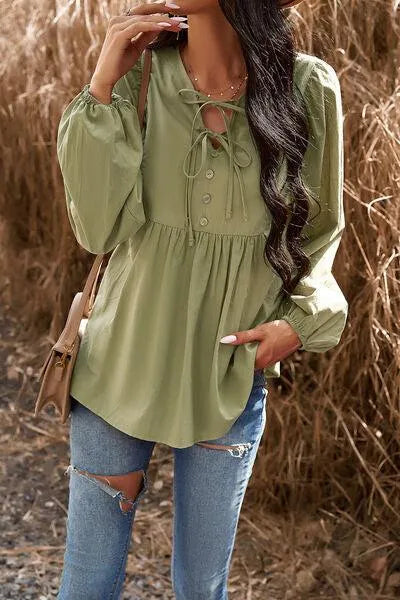 Stylish Balloon Sleeve Blouse with Decorative Buttons