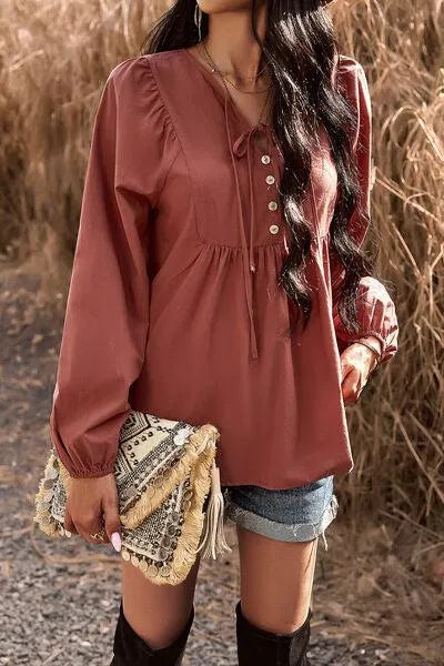 Stylish Balloon Sleeve Blouse with Decorative Buttons