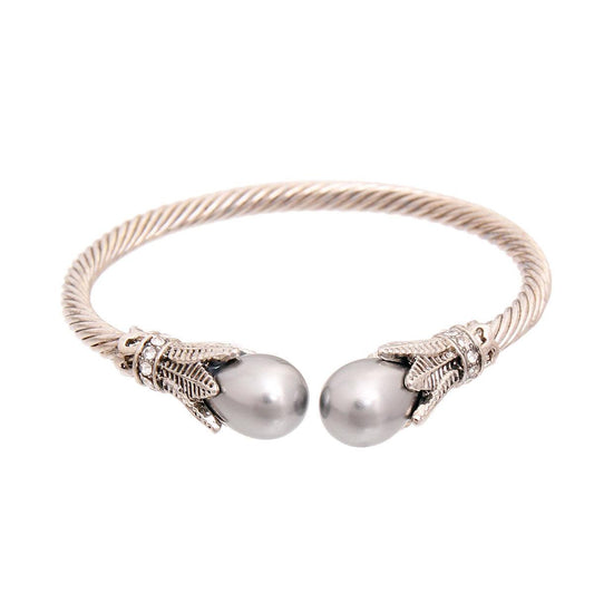Timeless Beauty Meets Modern Chic: Pearl Accent Cuff Bracelet Must-Have